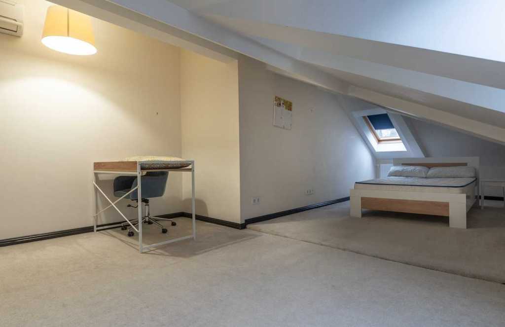 Оренда 5-кімнатної квартири 230 м², Ярославів Вал вул., 11