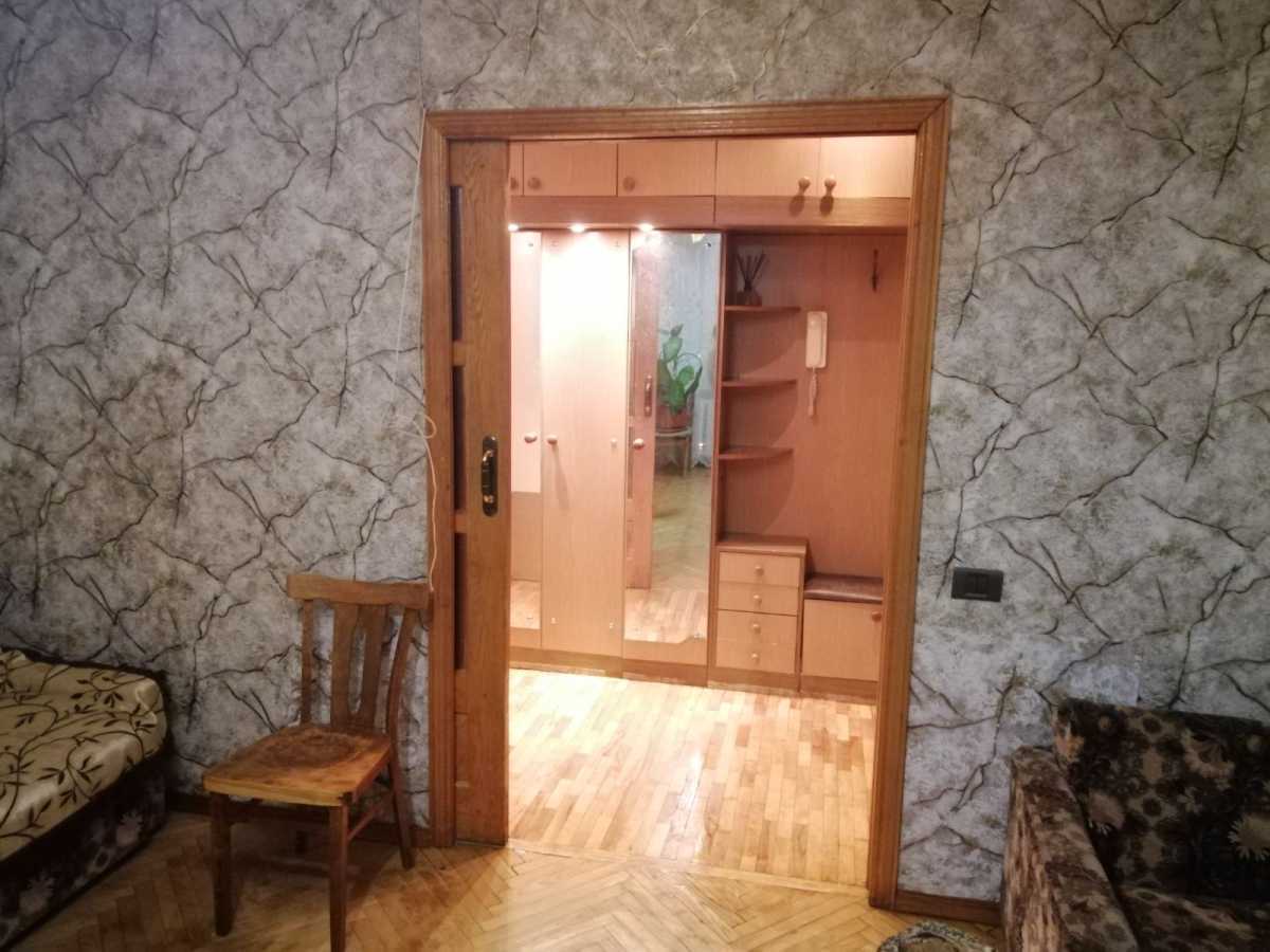 Оренда 2-кімнатної квартири 54 м², Ялтинська вул., 5Б