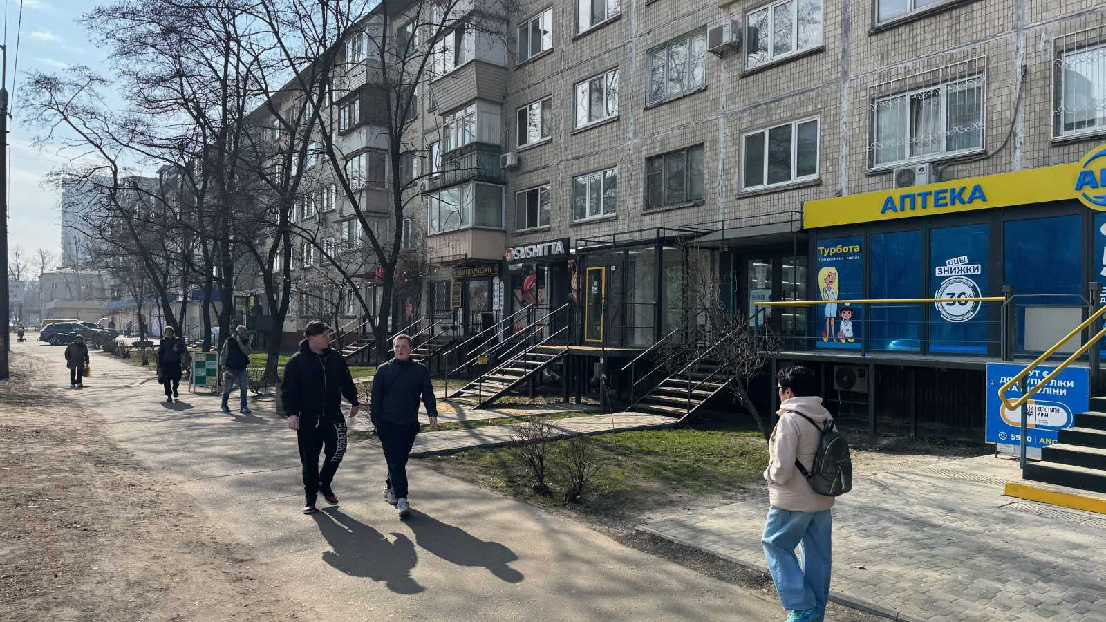 Аренда помещения свободного назначения 64 м², Курнатовського, 11