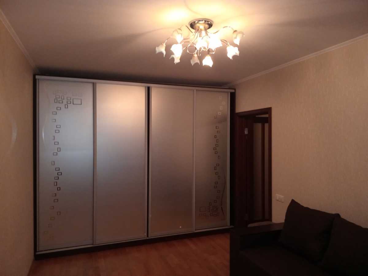 Оренда 1-кімнатної квартири 40 м², Сосницька вул., 19