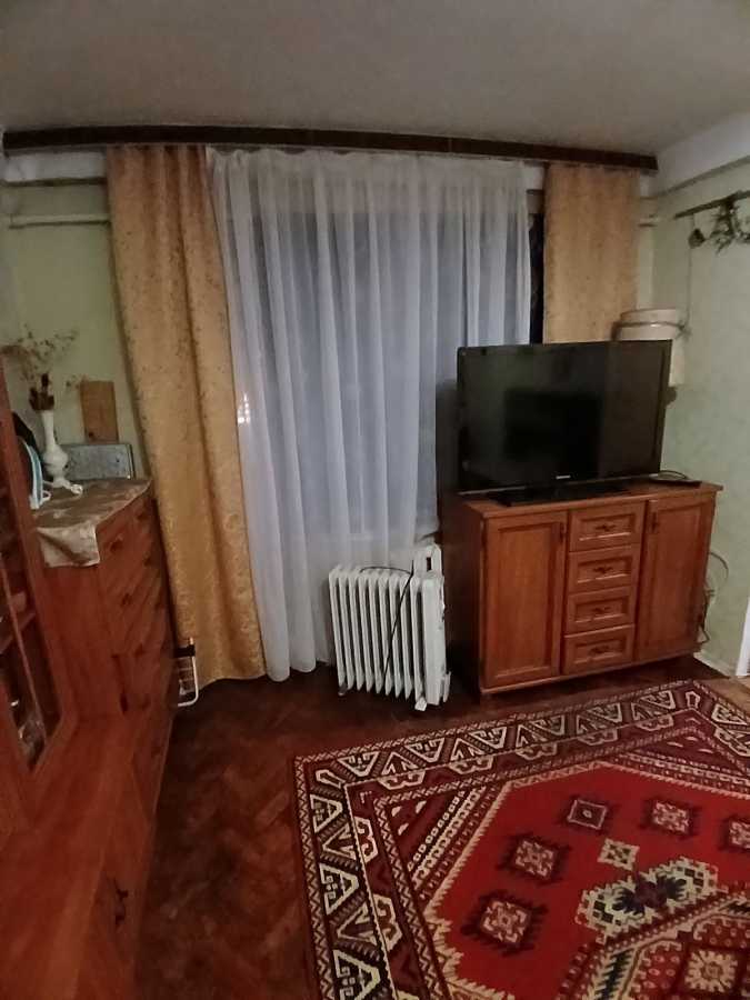 Оренда 1-кімнатної квартири 35 м², Верховної Ради бул., 24