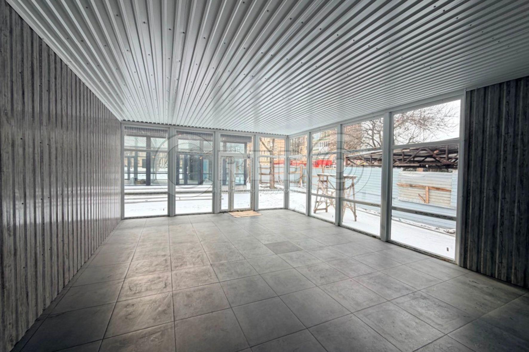 Аренда торгового помещения 46.2 м², Солнечный мркн. ул.