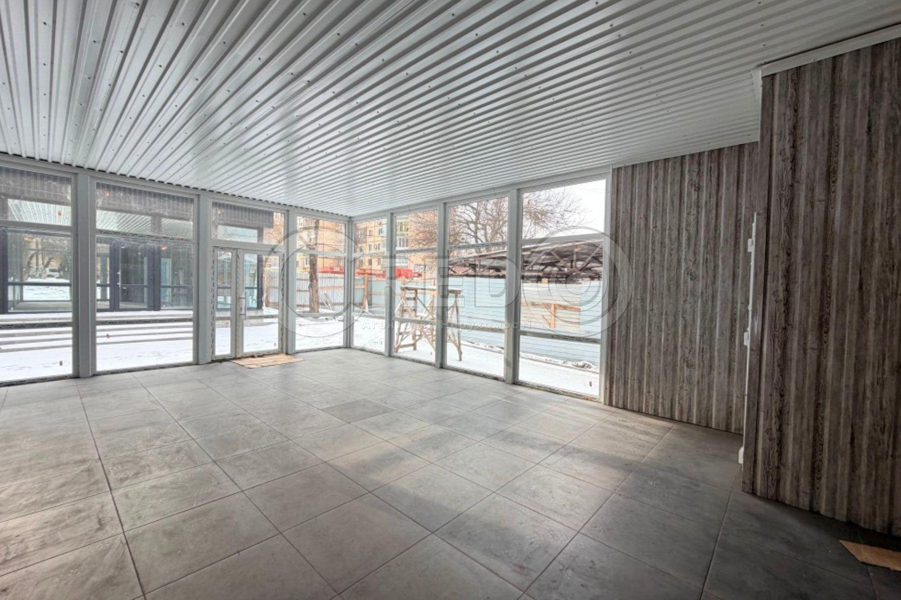 Аренда торгового помещения 46.2 м², Солнечный мркн. ул.