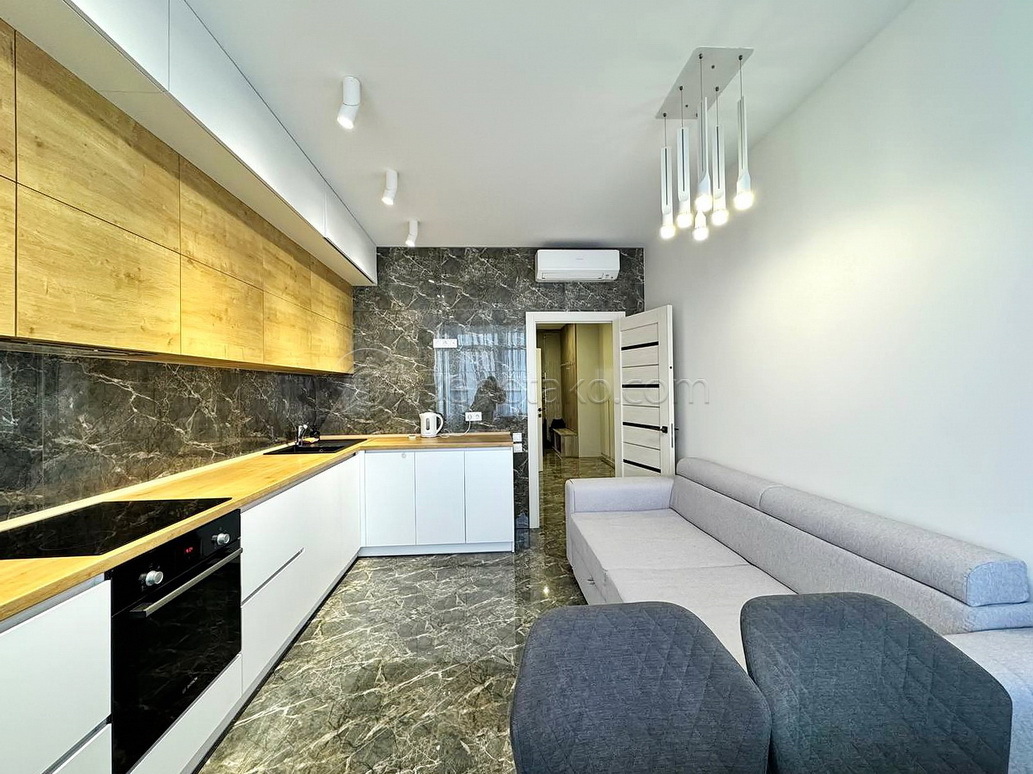 Аренда 3-комнатной квартиры 90 м², Каманина ул., 16А/5