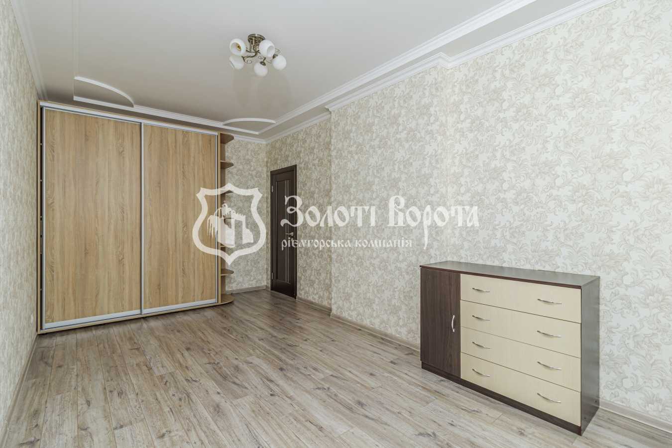 Продажа 2-комнатной квартиры 73 м², Михаила Донца ул., Драгоманова, 2Б