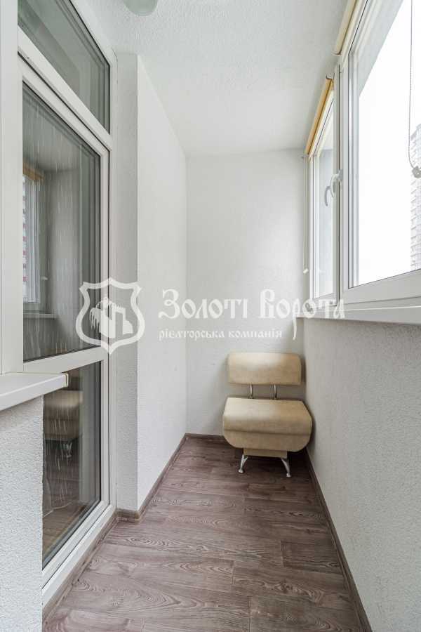 Продажа 2-комнатной квартиры 73 м², Михаила Донца ул., Драгоманова, 2Б