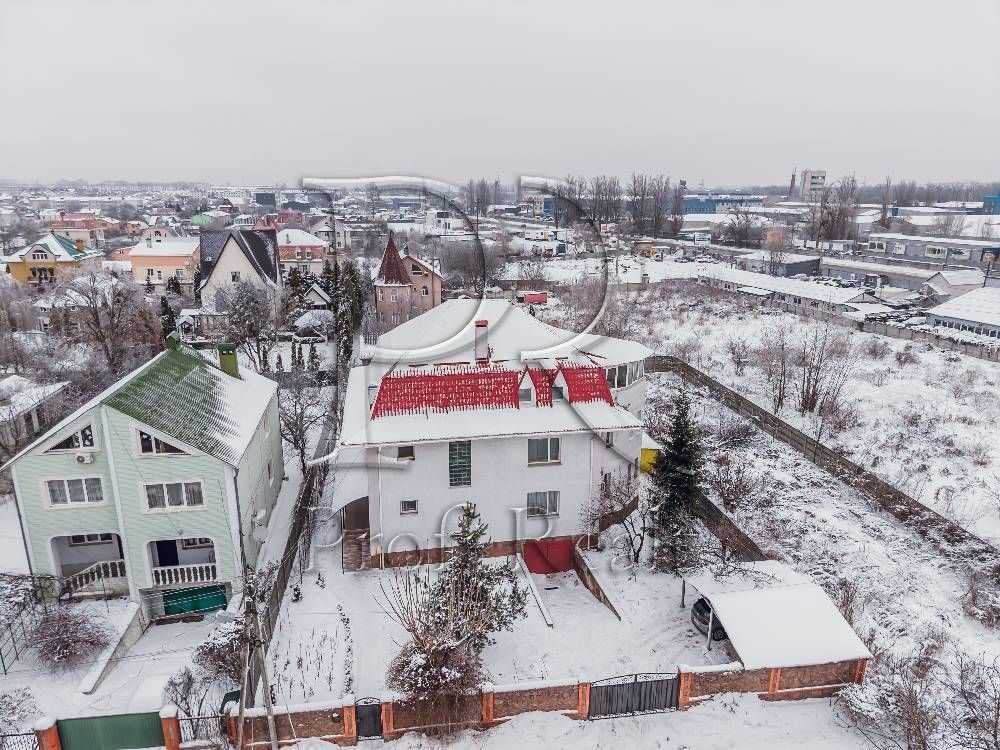 Продажа дома 497 м², Ярослава Мудрого ул.