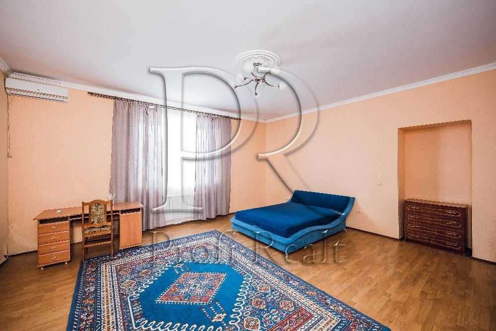 Продажа дома 497 м², Ярослава Мудрого ул.