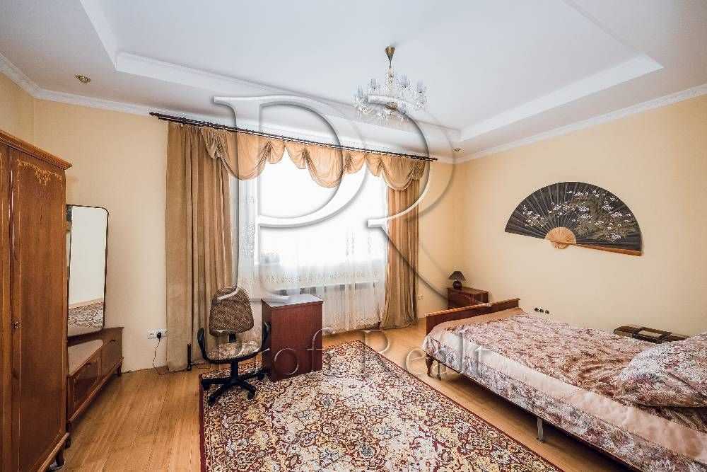 Продажа дома 497 м², Ярослава Мудрого ул.