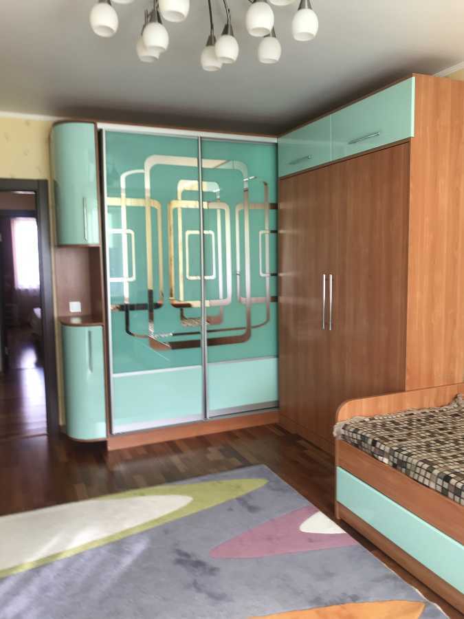 Оренда 2-кімнатної квартири 75 м², Анни Ахматової вул., 35А