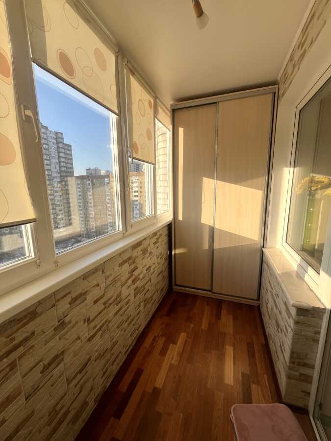 Оренда 2-кімнатної квартири 75 м², Анни Ахматової вул., 35А