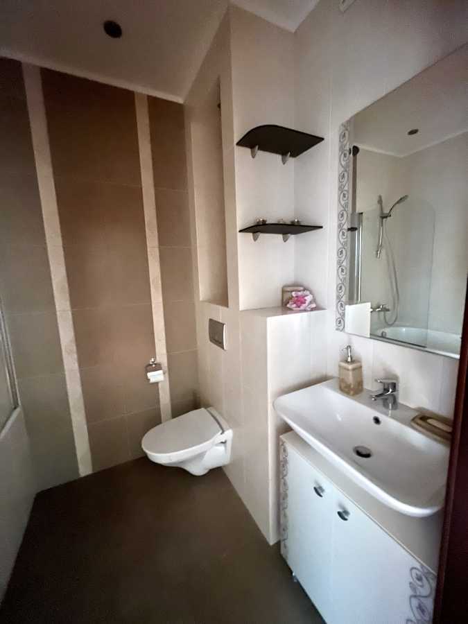 Оренда 2-кімнатної квартири 75 м², Анни Ахматової вул., 35А