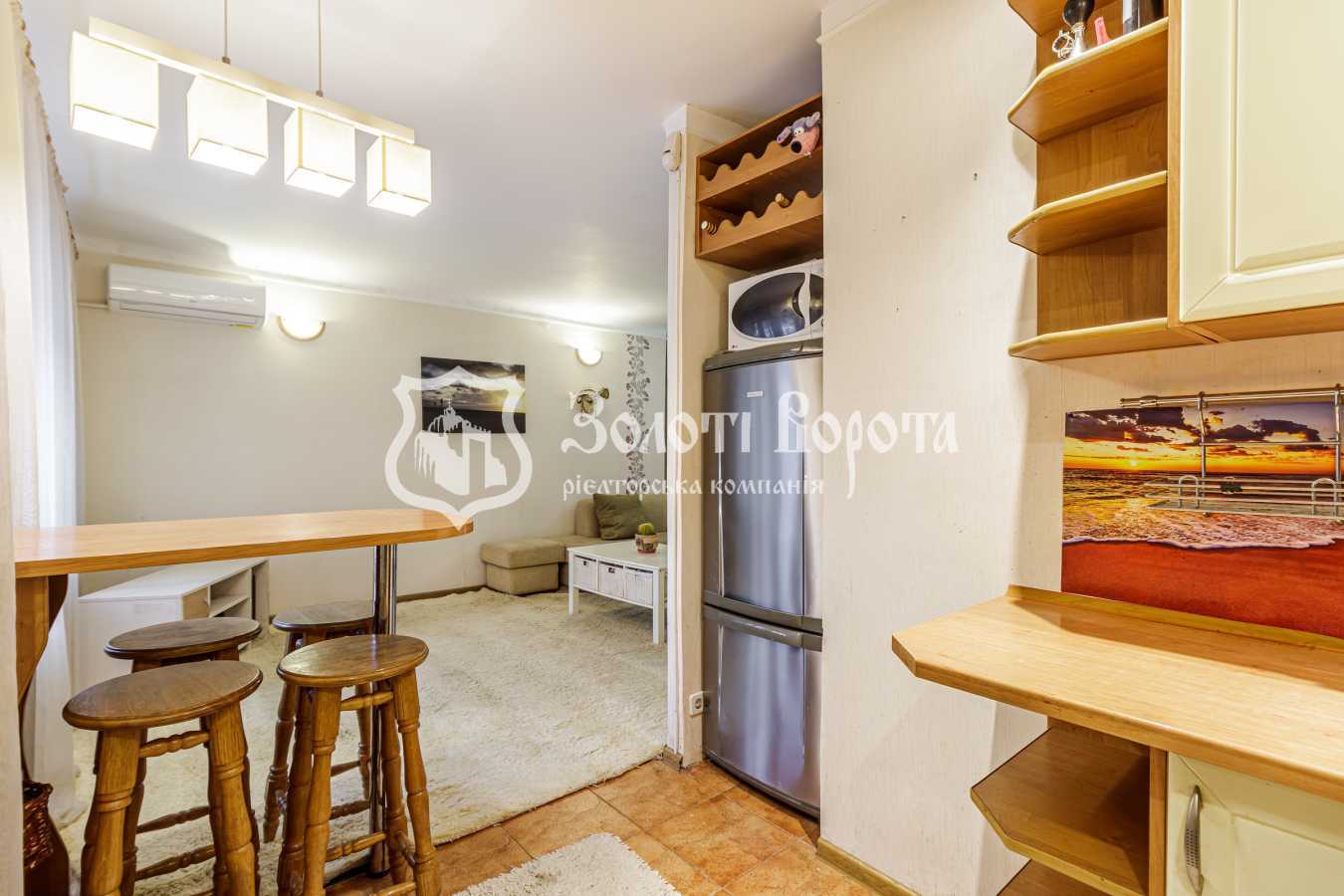 Продаж 3-кімнатної квартири 56.2 м², Верховної Ради бул., 22