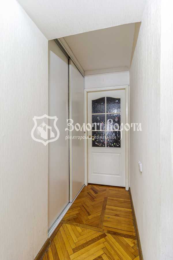 Продаж 3-кімнатної квартири 56.2 м², Верховної Ради бул., 22