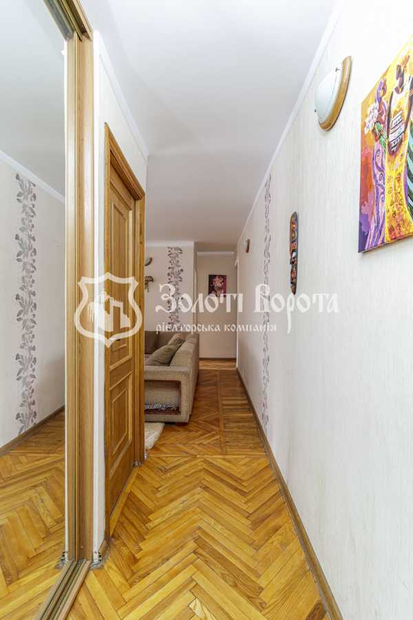 Продаж 3-кімнатної квартири 56.2 м², Верховної Ради бул., 22