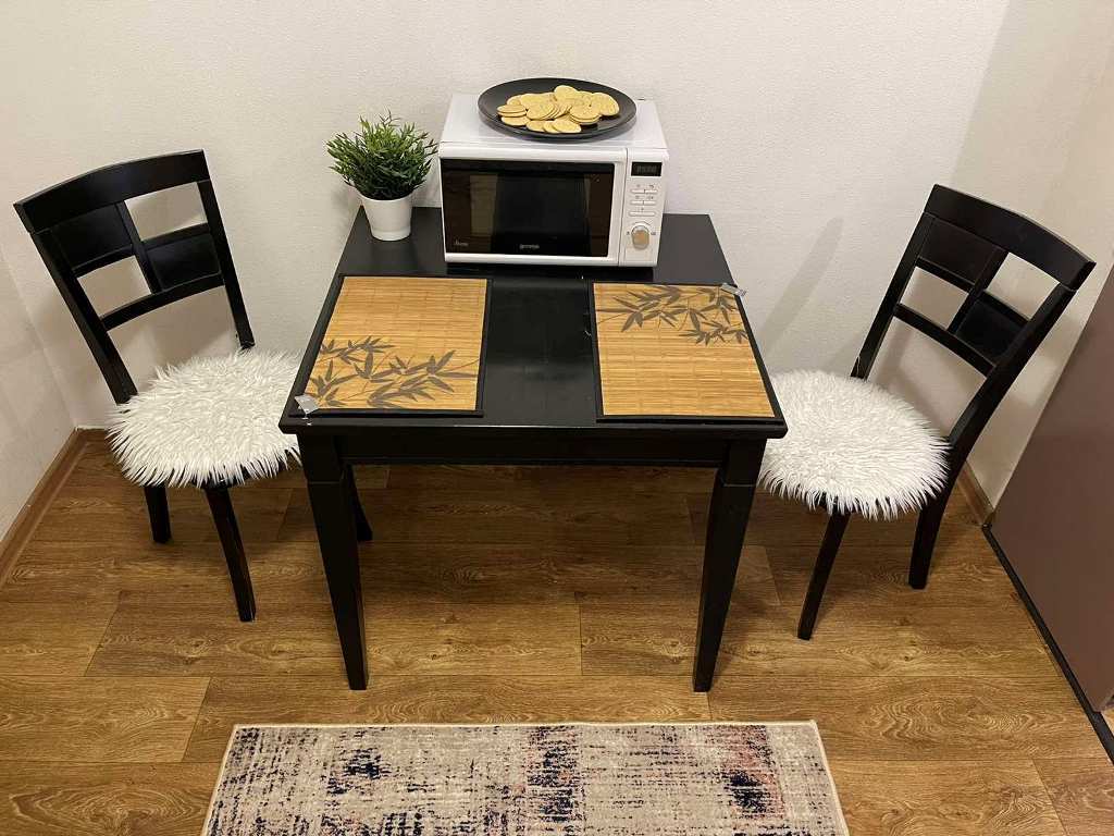 Оренда 1-кімнатної квартири 38 м², Джерельна вул., 4