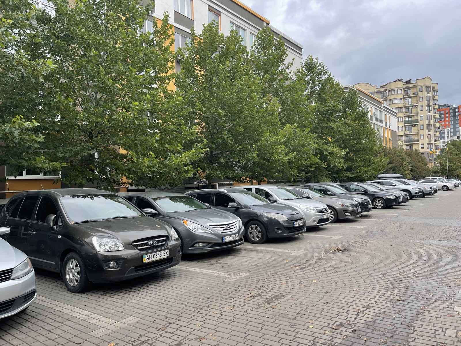 Оренда 1-кімнатної квартири 38 м², Джерельна вул., 4