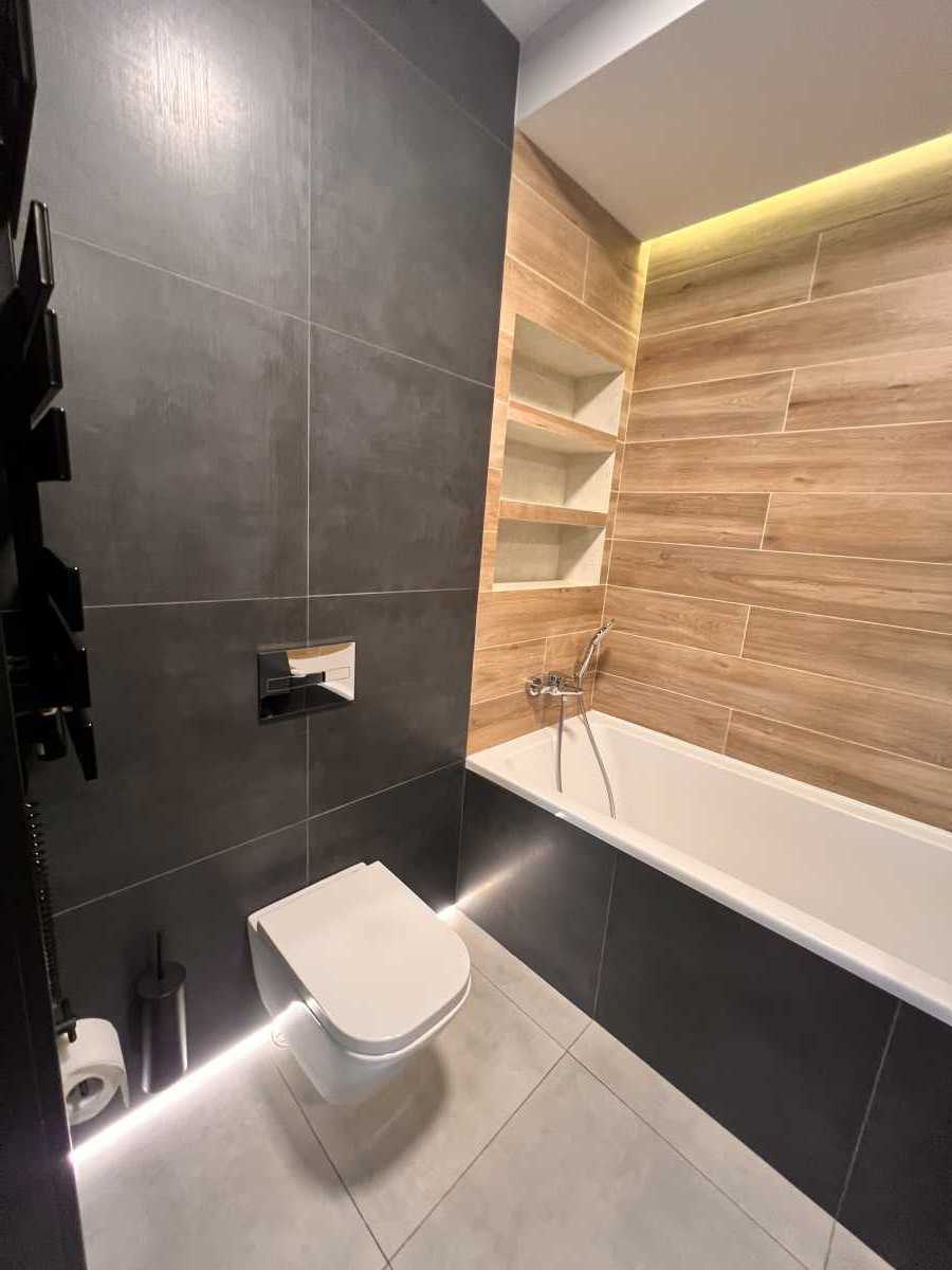 Аренда 3-комнатной квартиры 84 м², Предславинская ул., 53