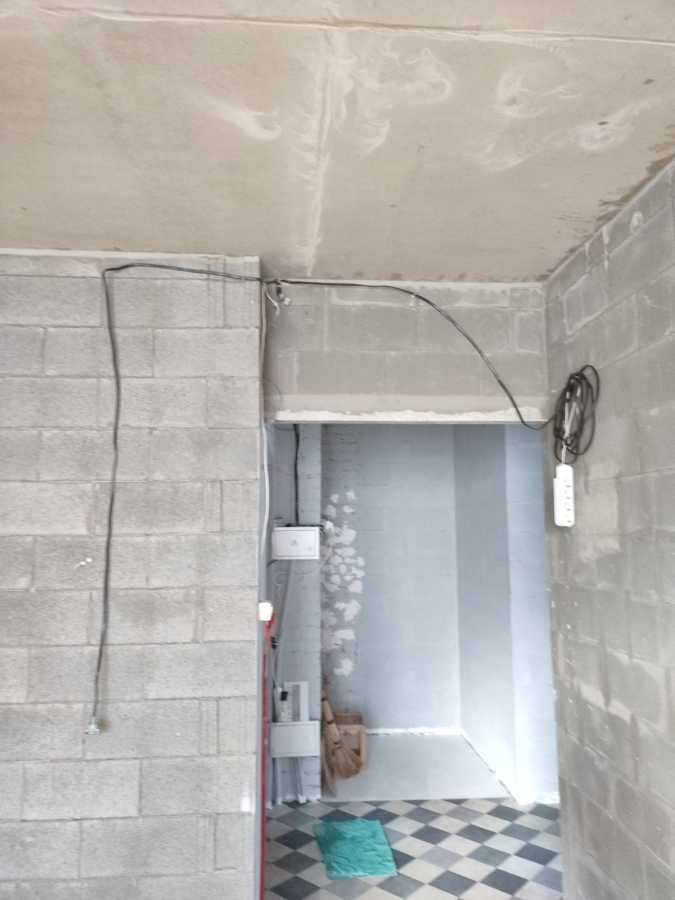 Оренда 3-кімнатної квартири 77 м², Салютна вул., 2