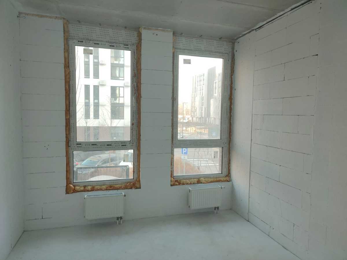 Оренда 3-кімнатної квартири 77 м², Салютна вул., 2