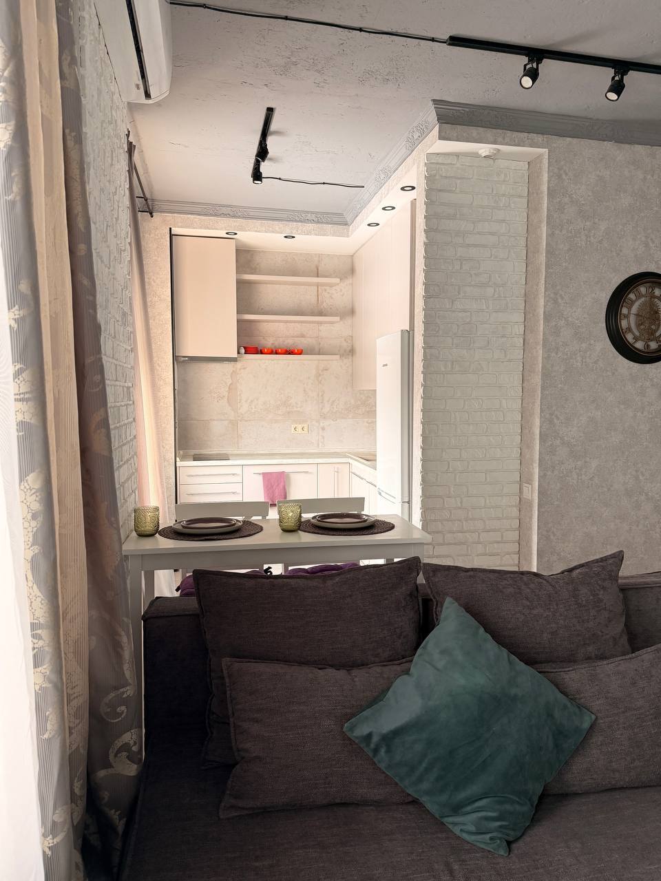 Аренда студии 40 м², Дружбы Народов бул., 21