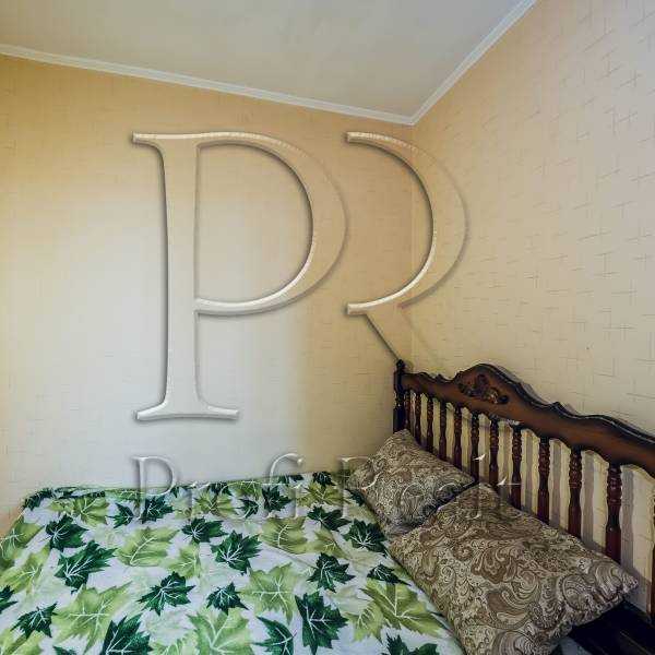 Продаж 1-кімнатної квартири 34 м², Володимирська вул., 2