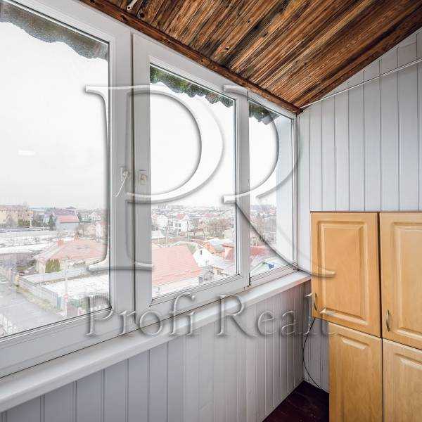 Продаж 1-кімнатної квартири 34 м², Володимирська вул., 2