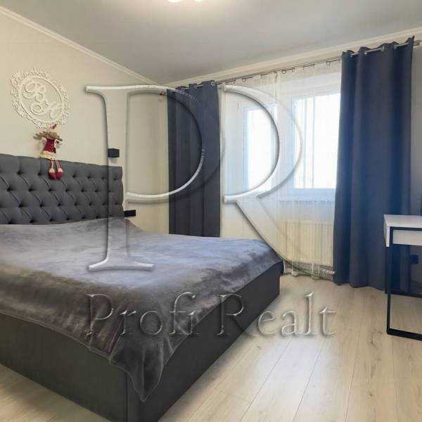 Продажа 1-комнатной квартиры 38 м², Чубинского ул., 4