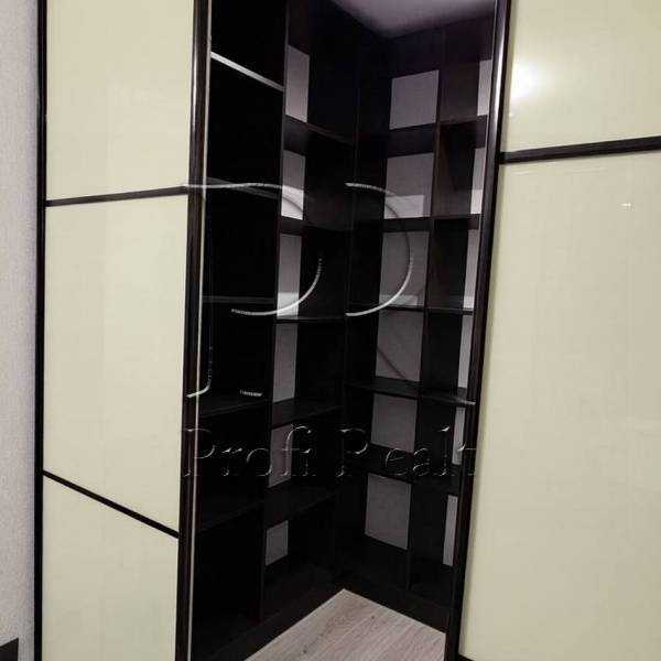 Продажа 1-комнатной квартиры 38 м², Чубинского ул., 4