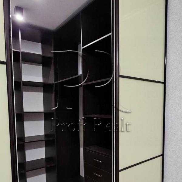 Продажа 1-комнатной квартиры 38 м², Чубинского ул., 4