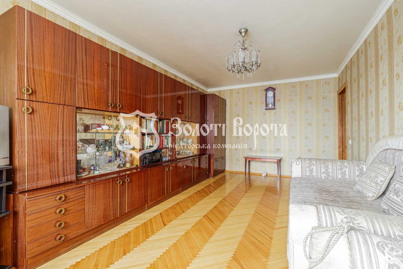 Продаж 2-кімнатної квартири 44.4 м², Краківська вул., 18