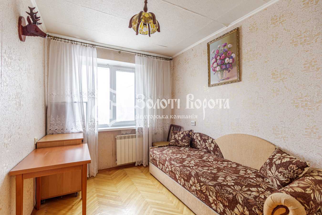 Продаж 2-кімнатної квартири 44.4 м², Краківська вул., 18