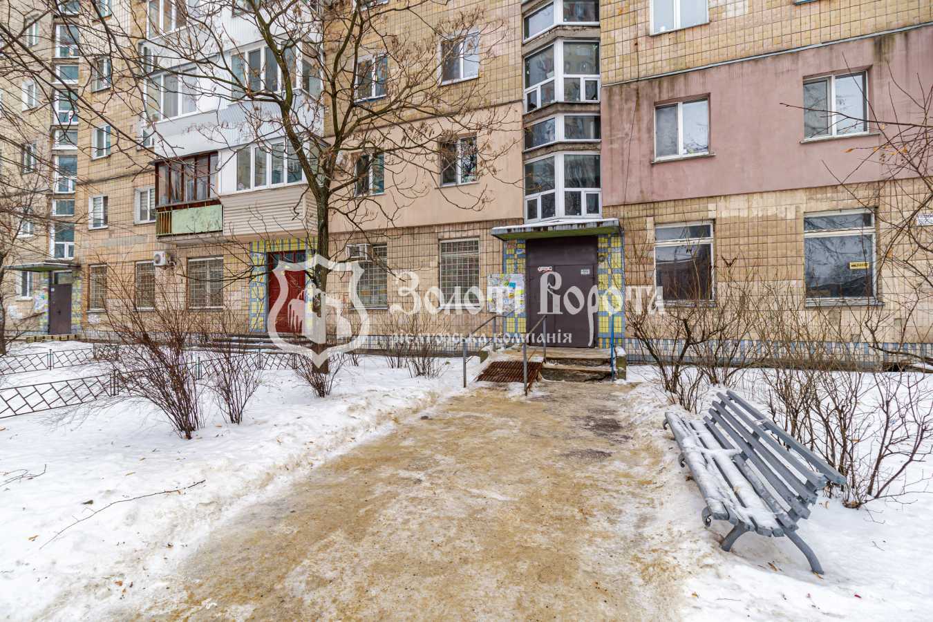 Продаж 2-кімнатної квартири 44.4 м², Краківська вул., 18