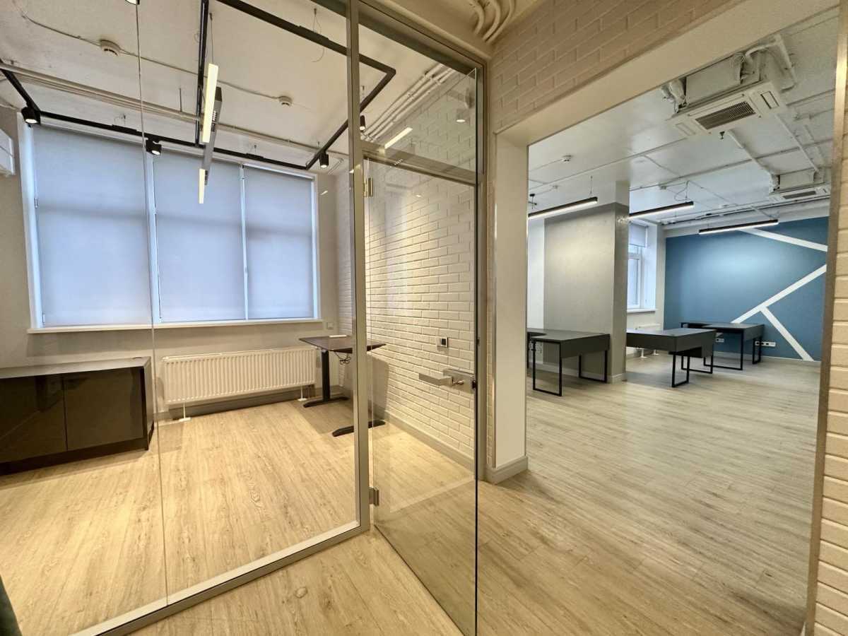 Аренда офиса 152 м², Глубочицкая ул., 32б