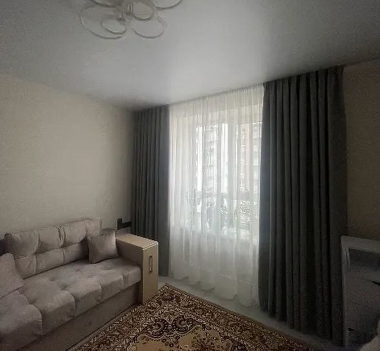 Продажа 3-комнатной квартиры 77 м²