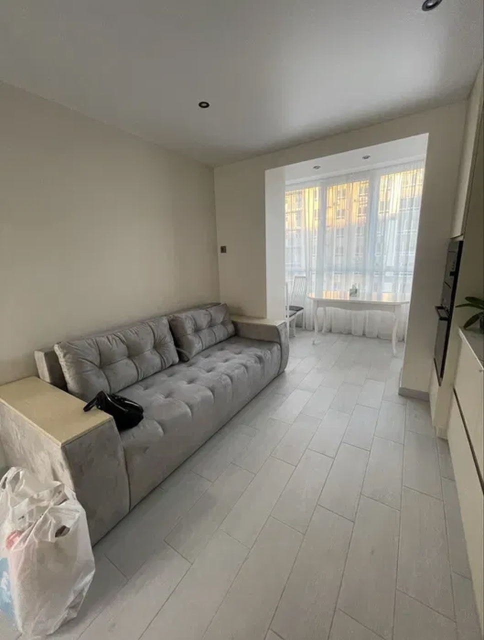 Продажа 3-комнатной квартиры 77 м²