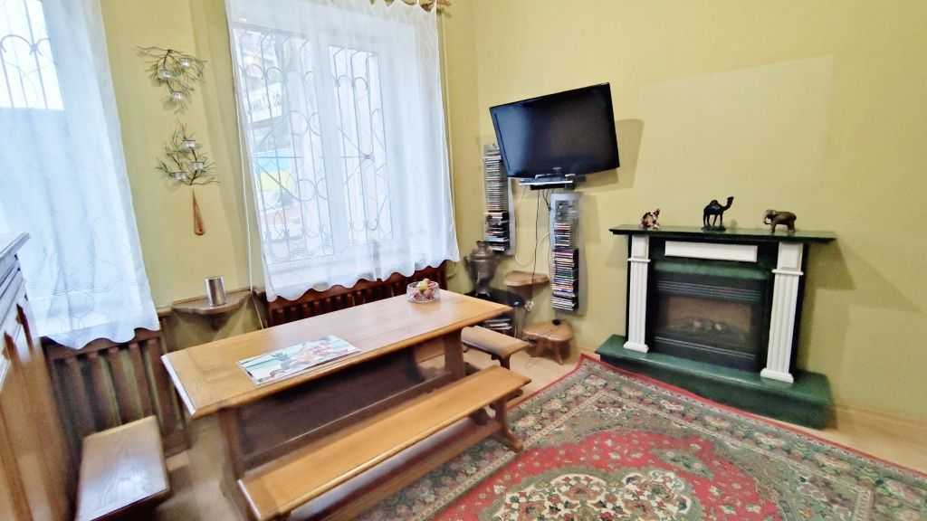 Аренда 2-комнатной квартиры 70 м², Леси Украинки ул.