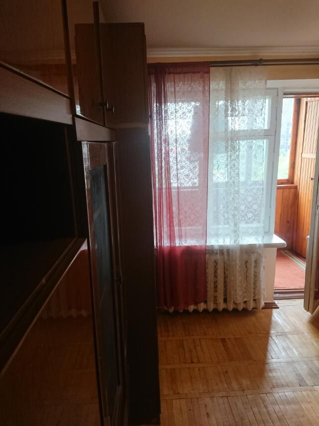 Оренда 1-кімнатної квартири 29 м², Перемоги просп., 91