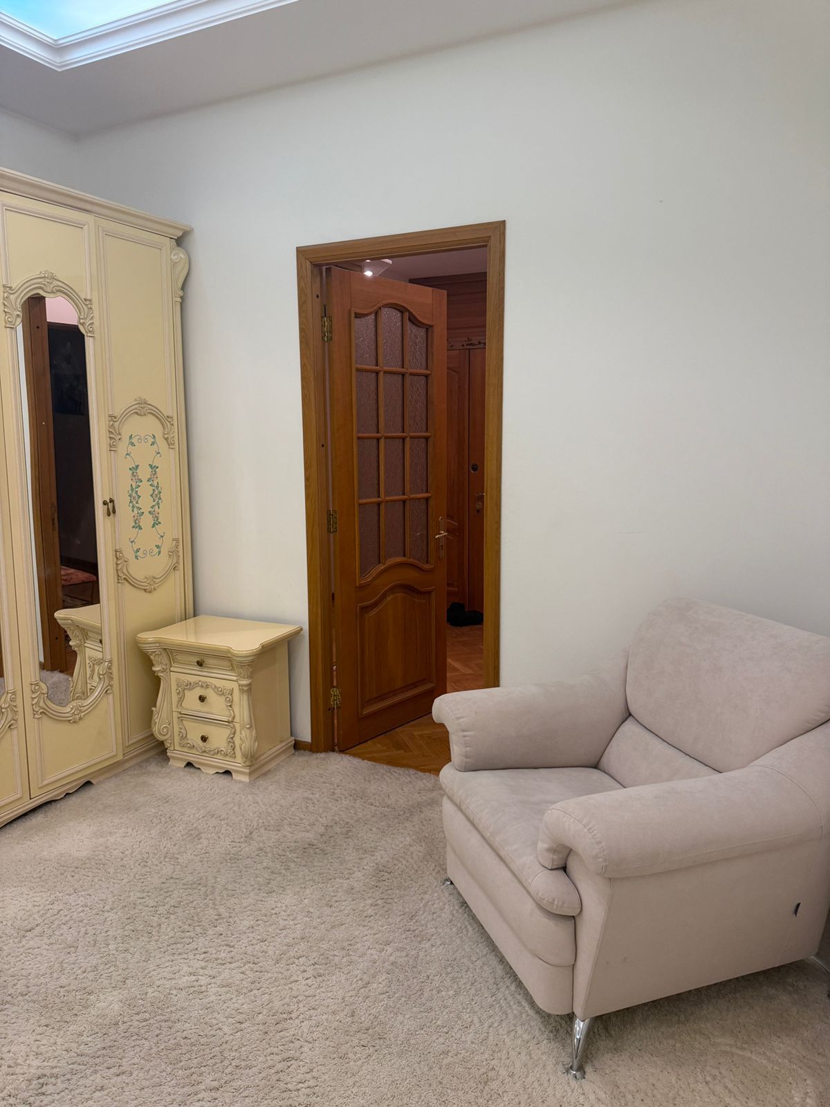 Оренда 2-кімнатної квартири 75 м², Хрещатик вул., 15