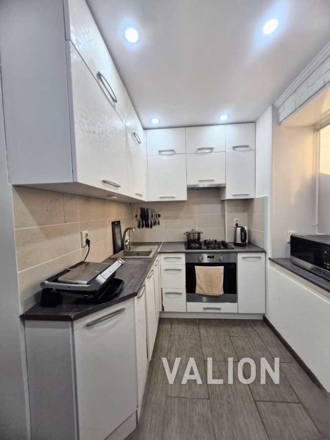 Продаж 1-кімнатної квартири 46.6 м², Ялтинська вул., 5Б