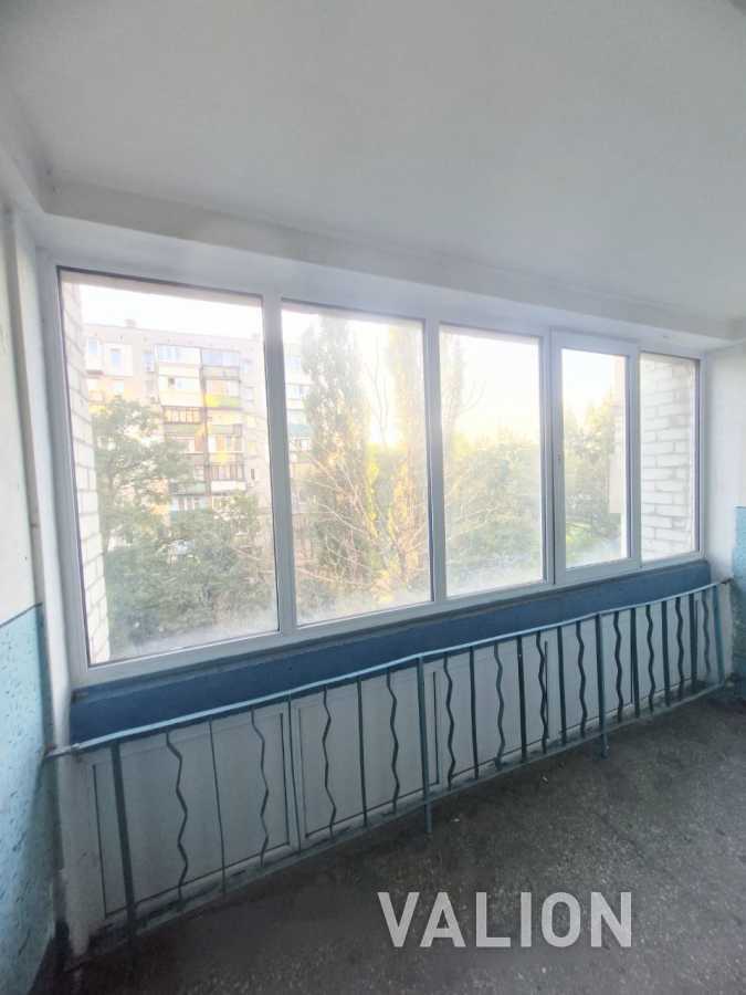 Продаж 1-кімнатної квартири 46.6 м², Ялтинська вул., 5Б