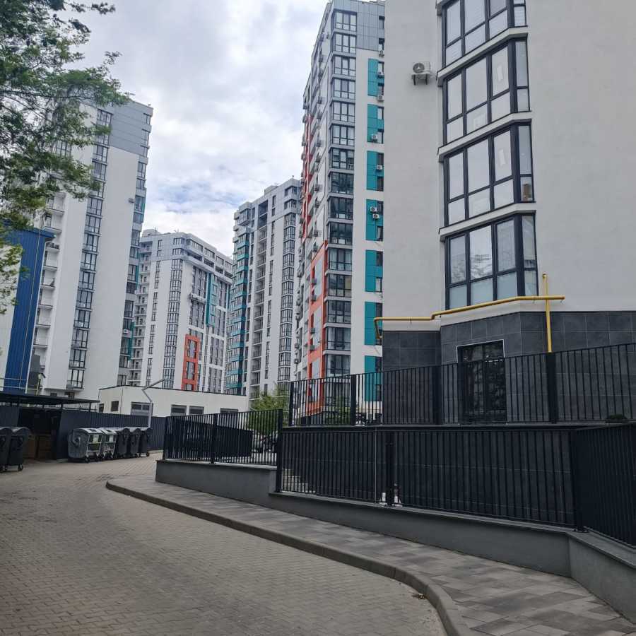 Оренда 1-кімнатної квартири 44 м², Зодчих вул., 70