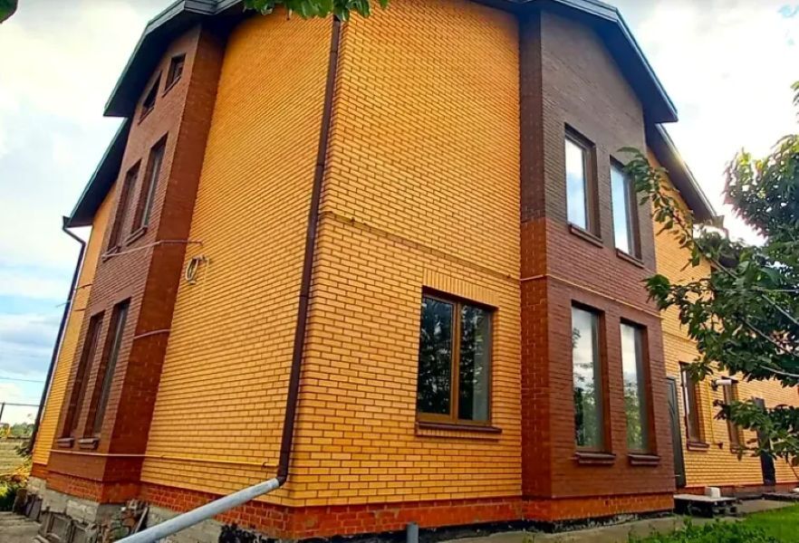 Продажа дома 300 м², Зеркальная ул.