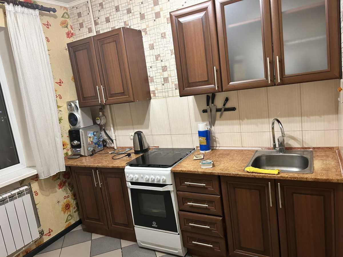 Аренда комнаты/части квартиры, Александра Олеся ул., Сабурова, 18