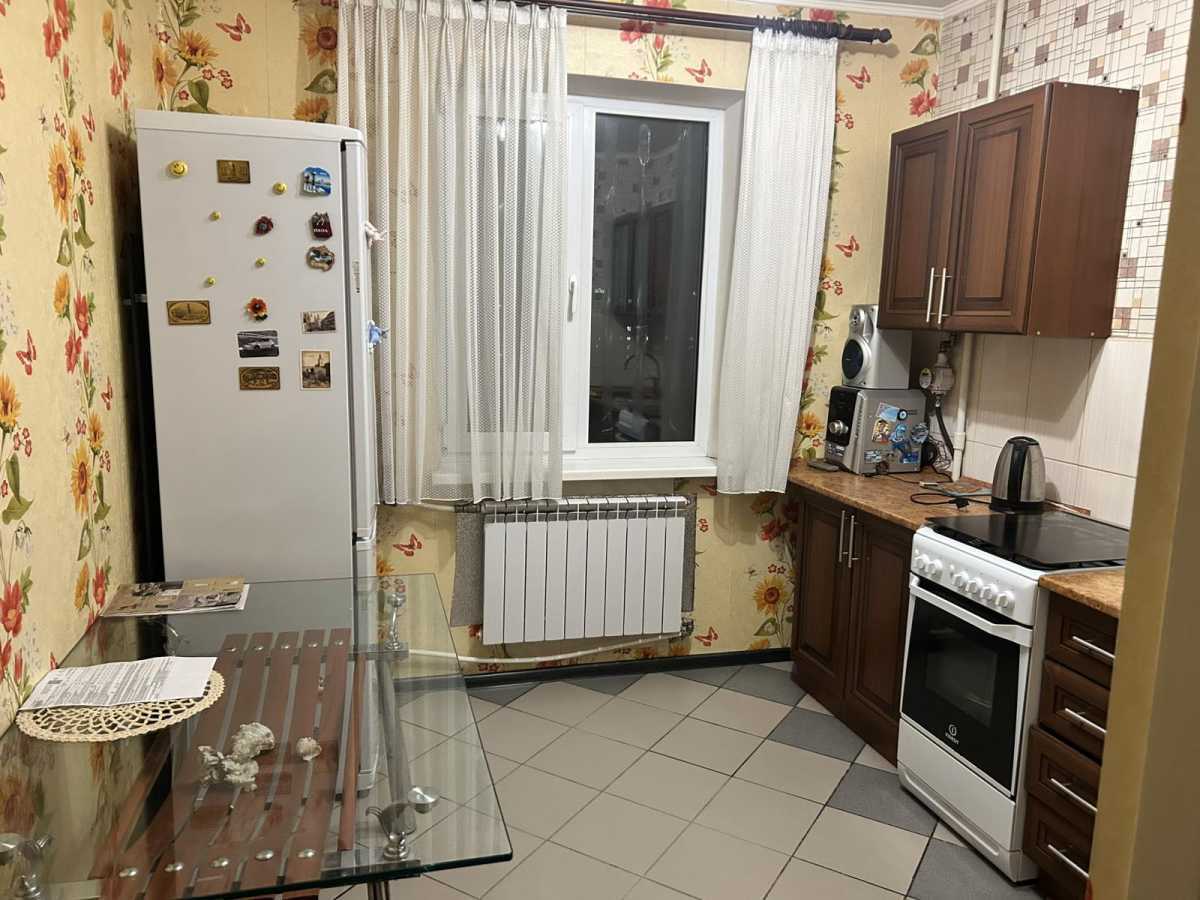 Аренда комнаты/части квартиры, Александра Олеся ул., Сабурова, 18