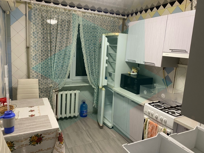 Продажа 3-комнатной квартиры 90 м², Бажова ул.