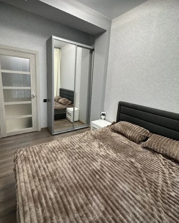 Продажа 2-комнатной квартиры 45 м², Гагарина просп., 112