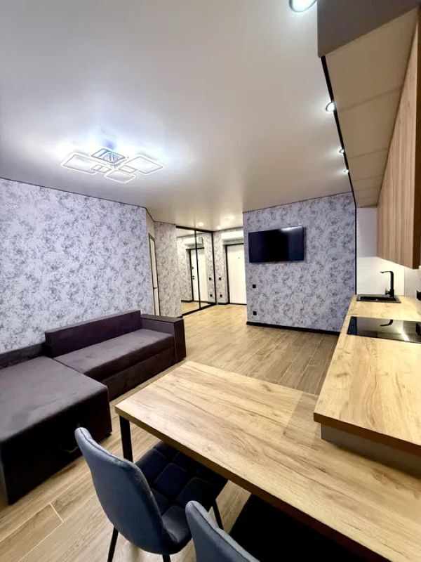 Продажа 1-комнатной квартиры 42 м², Запорожское шоссе, 28Ф