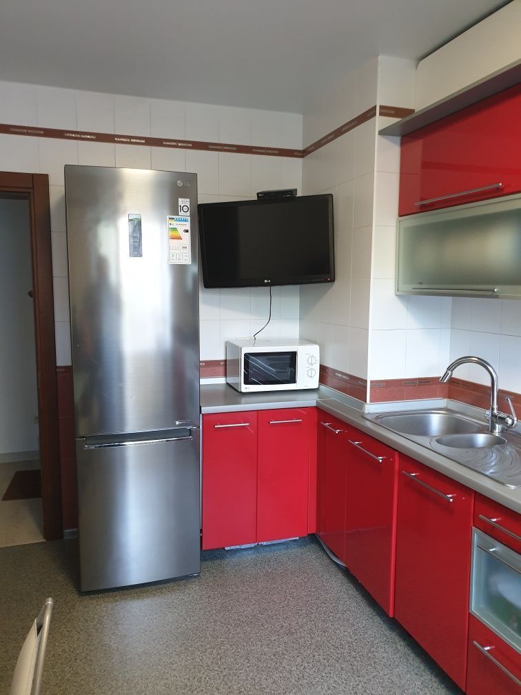 Продажа 3-комнатной квартиры 65 м², Терещенковская ул.