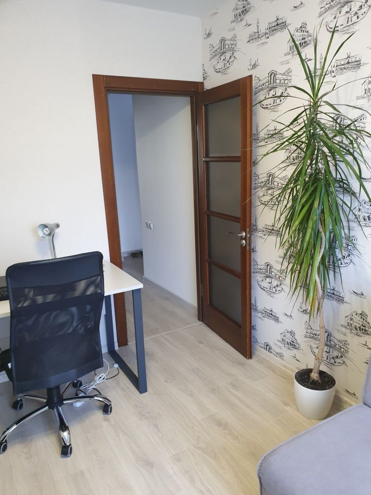 Продажа 3-комнатной квартиры 65 м², Терещенковская ул.